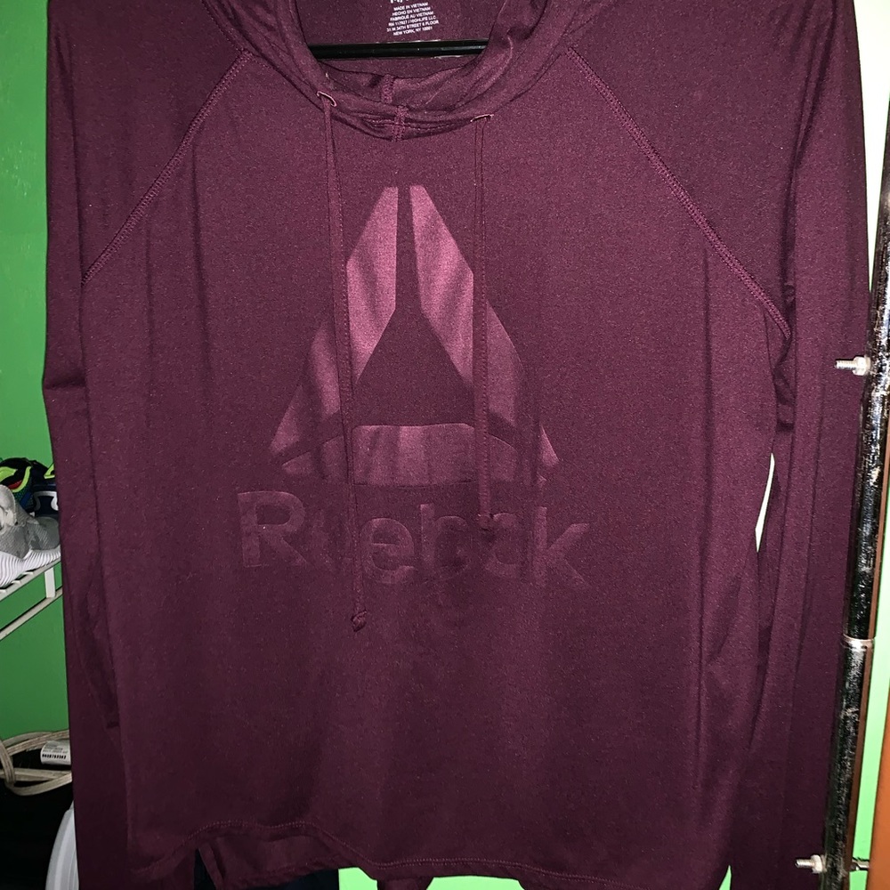 Women’s reebok long sleeve shirt